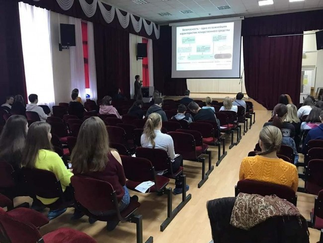 Мгу учителю школы. Дом преподавателей мгу. школа 1541 учителя. школа 1541 на вернадского учителя. самые лучшие учителя школа 1541 вернадского.